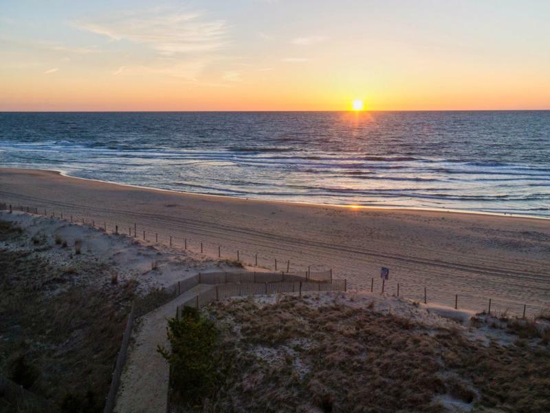 Hilton Garden Inn Ocean City Oceanfront Exterior foto